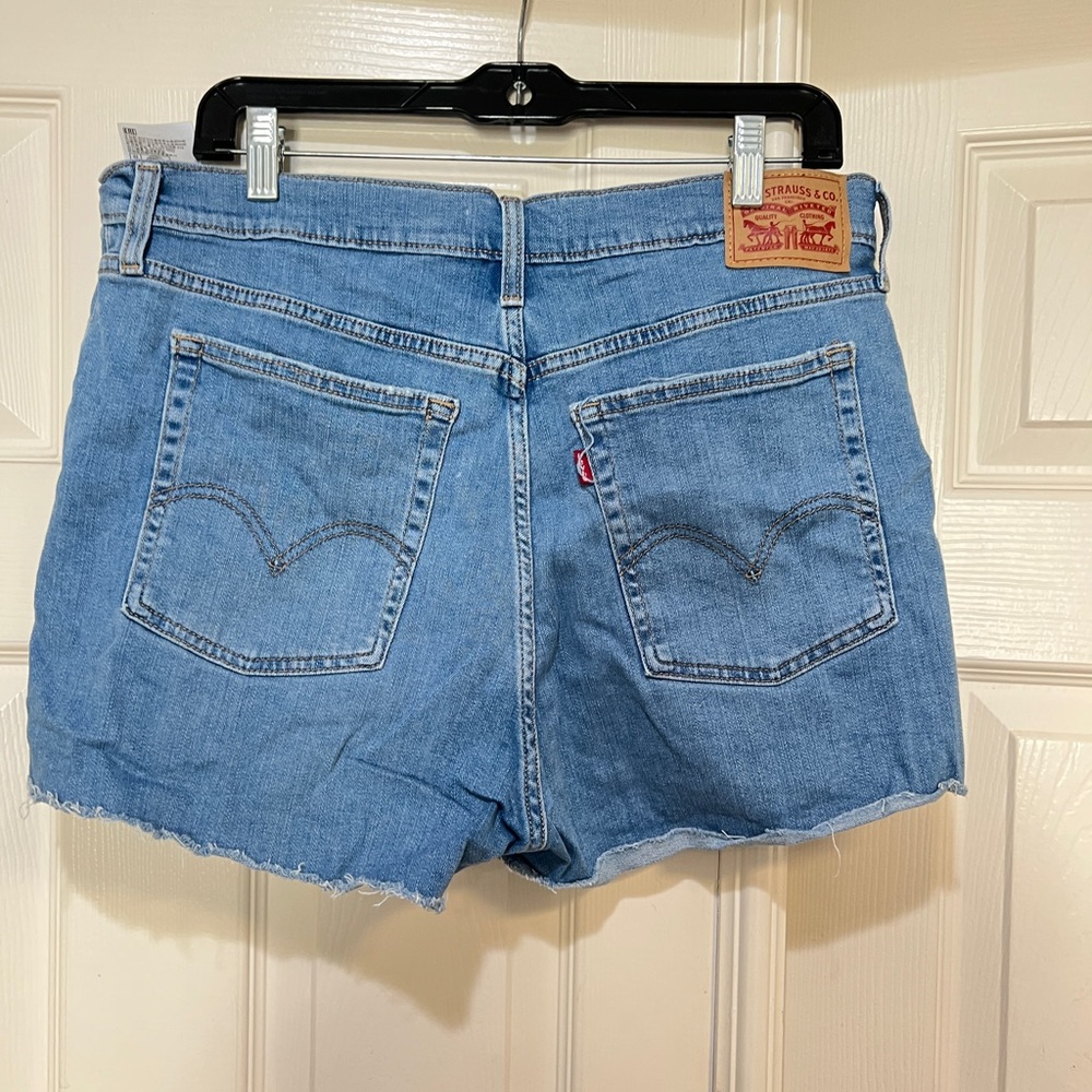 Womens Levi’s high rise Blue‎ Jeans denim shorts size 33 summer casual